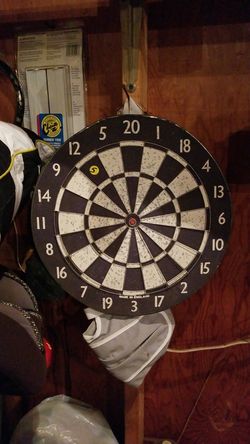 dart board
