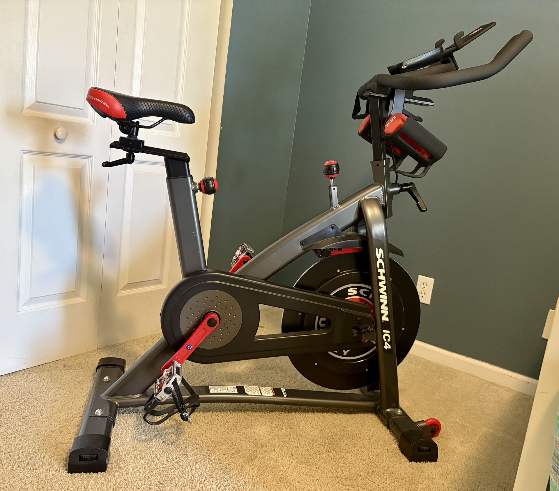 Schwinn IC4 Indoor Cycling Bike