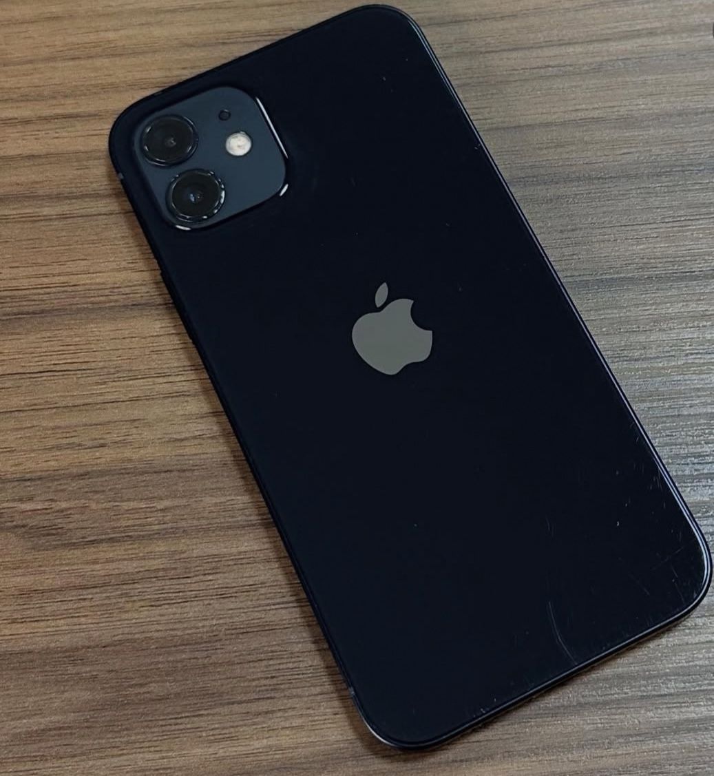 iPhone 12 (unlocked) 
