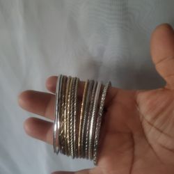 Pulseras