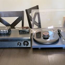 RECORD PLAYER SET UP