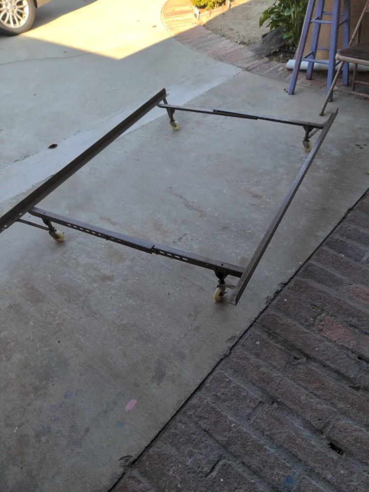 Twin/ Double Bed Frame Metal