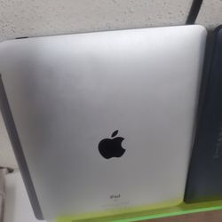 iPad Unlocked With Warranty 