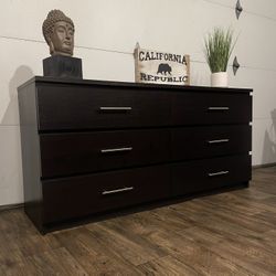 HUGE 6-Drawer Dresser, Black-Brown w/ Silver Knobs (Delivery Available)