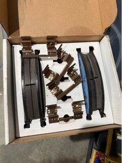 2011 Chevy silverado 1500 brake pads