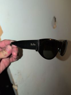 Ray ban