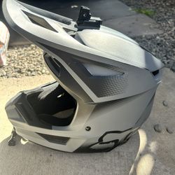 Dirt bike helmet