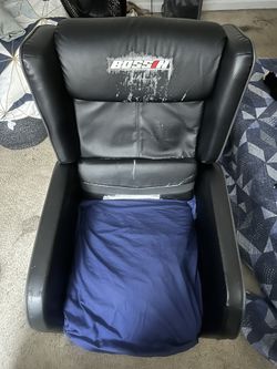 Used gaming Chair