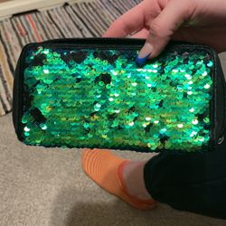 Multicolor wallet