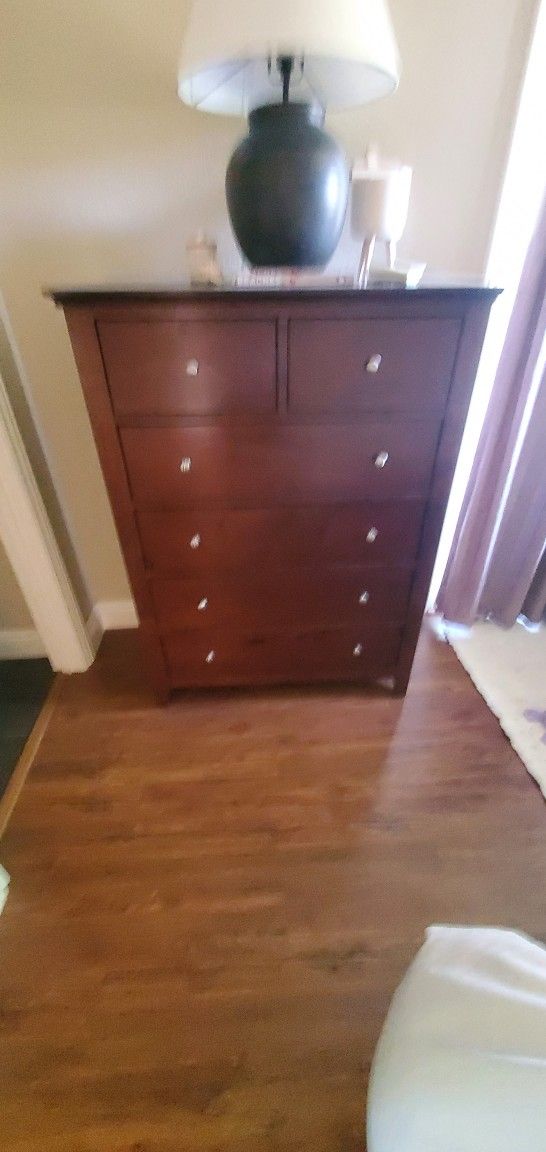 Queen Bedroom Set - Espresso Finish 