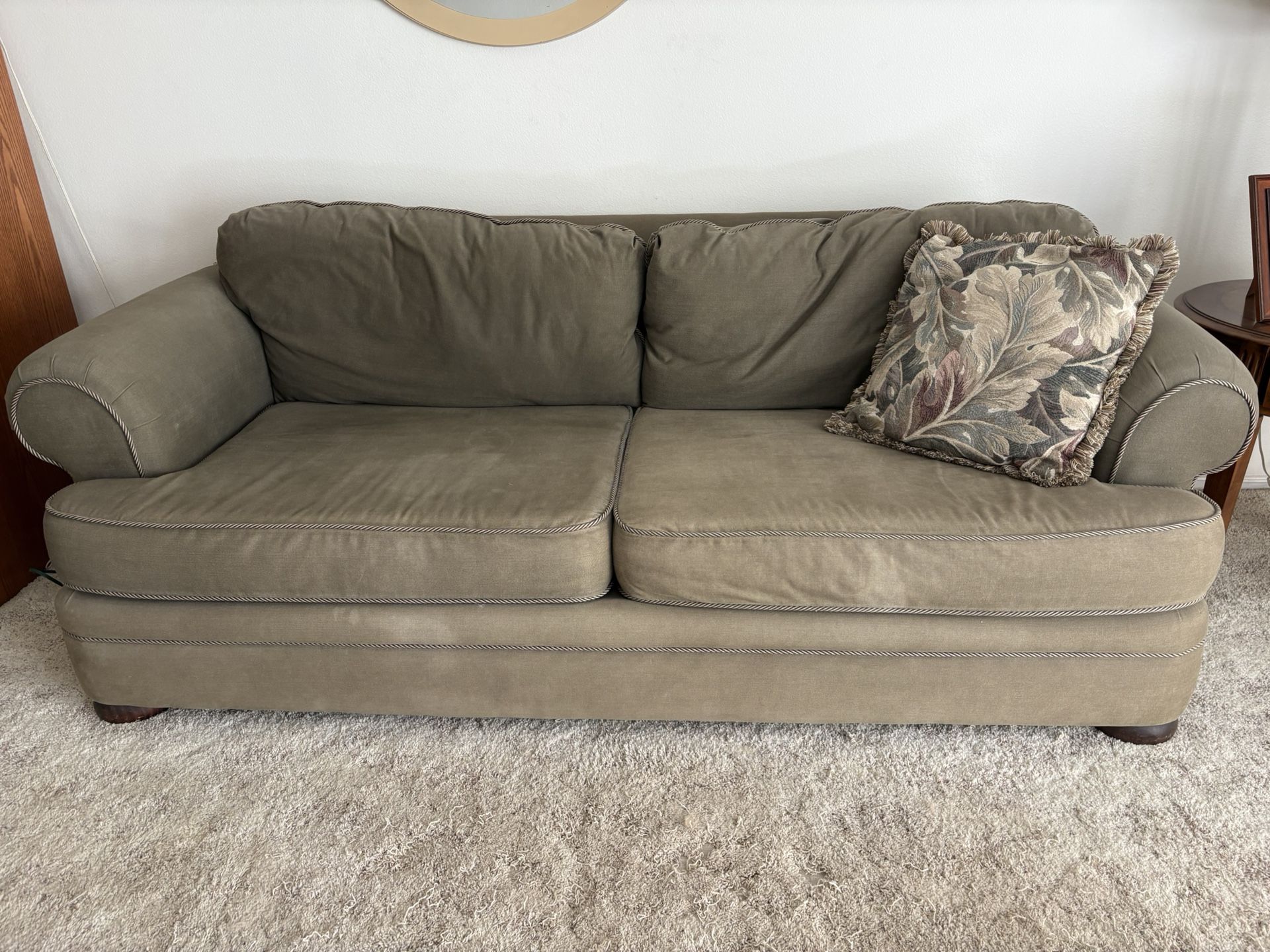 Sofa & Loveseat