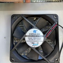 Commercial fan