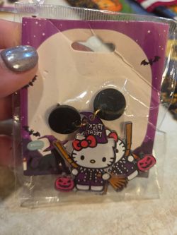 Hello kitty earrings