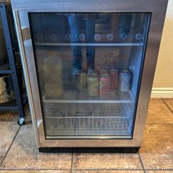 Haier 24” Beverage Center Cooler