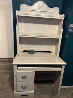 Vintage Desk with Hutch – Cute + Functional (OBO)