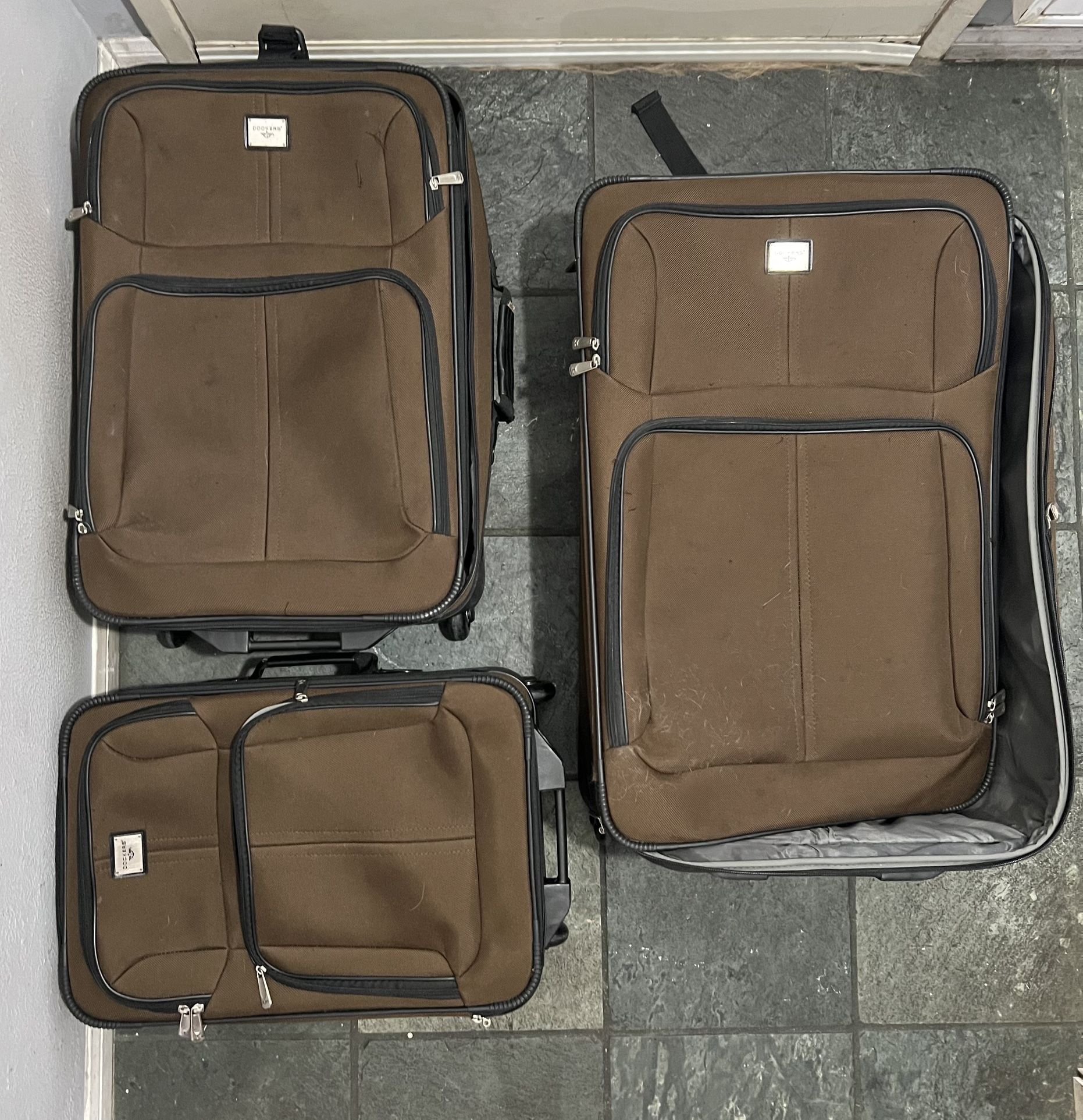 3-Piece Dockers Rolling Luggage Set