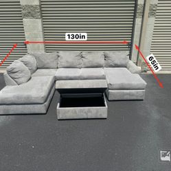 Large Gray Sectional W Storage Ottoman