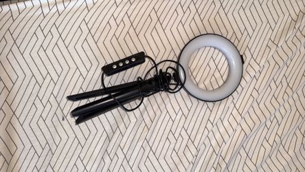 Ring light