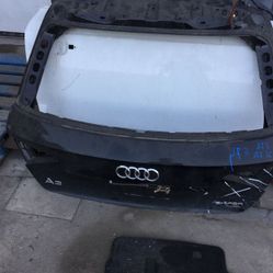 2016 Audi A3 rear gate