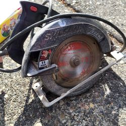 Skilsaw 7 1/4" Circular Saw Legend 2.4 HP