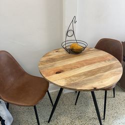 Round Wooden Table/ Chairs 