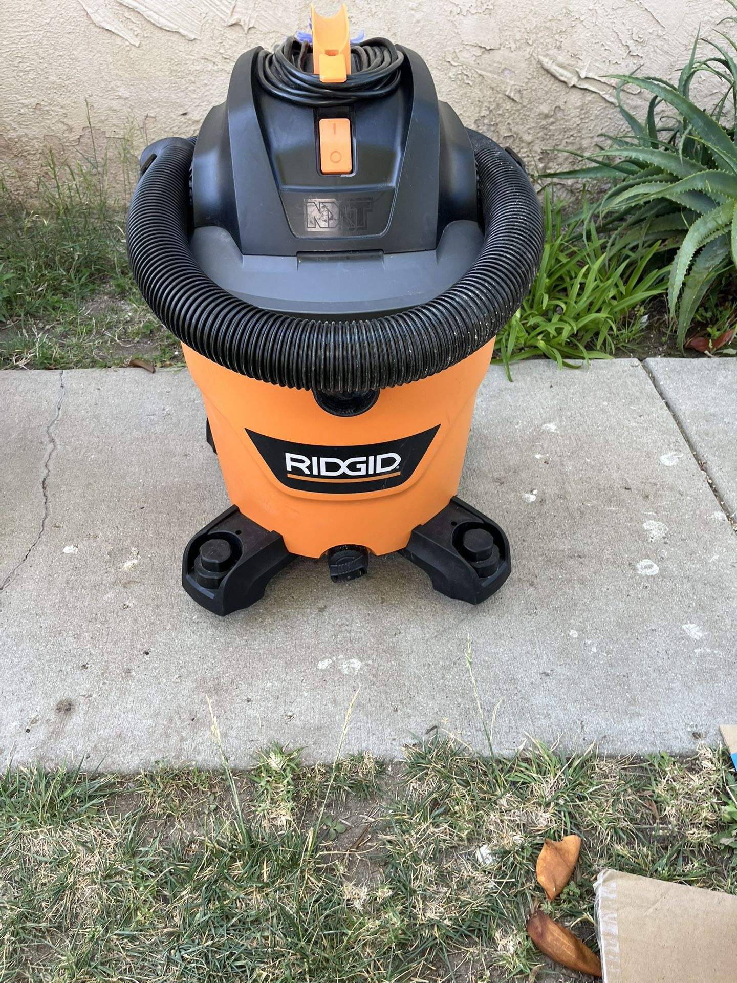 12 Gallon 5.0 Peak HP NXT Shop Vacuum