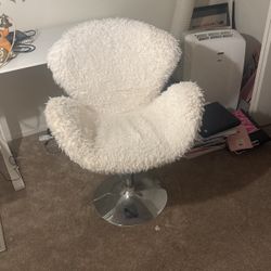 White Fuzzy Chair 