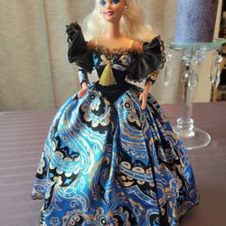 BARBIE  Special Limited Edition Regal Reflections  Barbie 