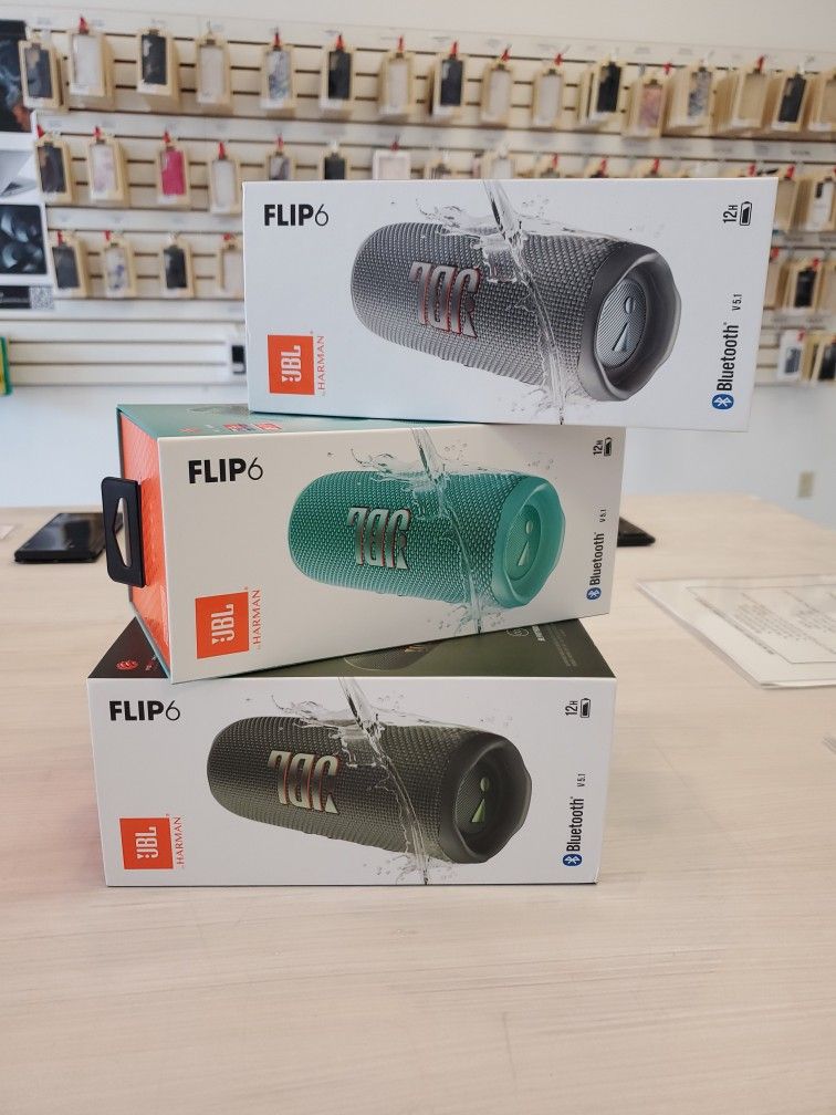 JBL Flip 6 Portable Waterproof Speaker