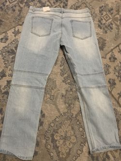 Light Washed Jeans