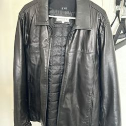 Leather Jacket -pre-owned. LOCAL PICK-UP & CASH ONLY.