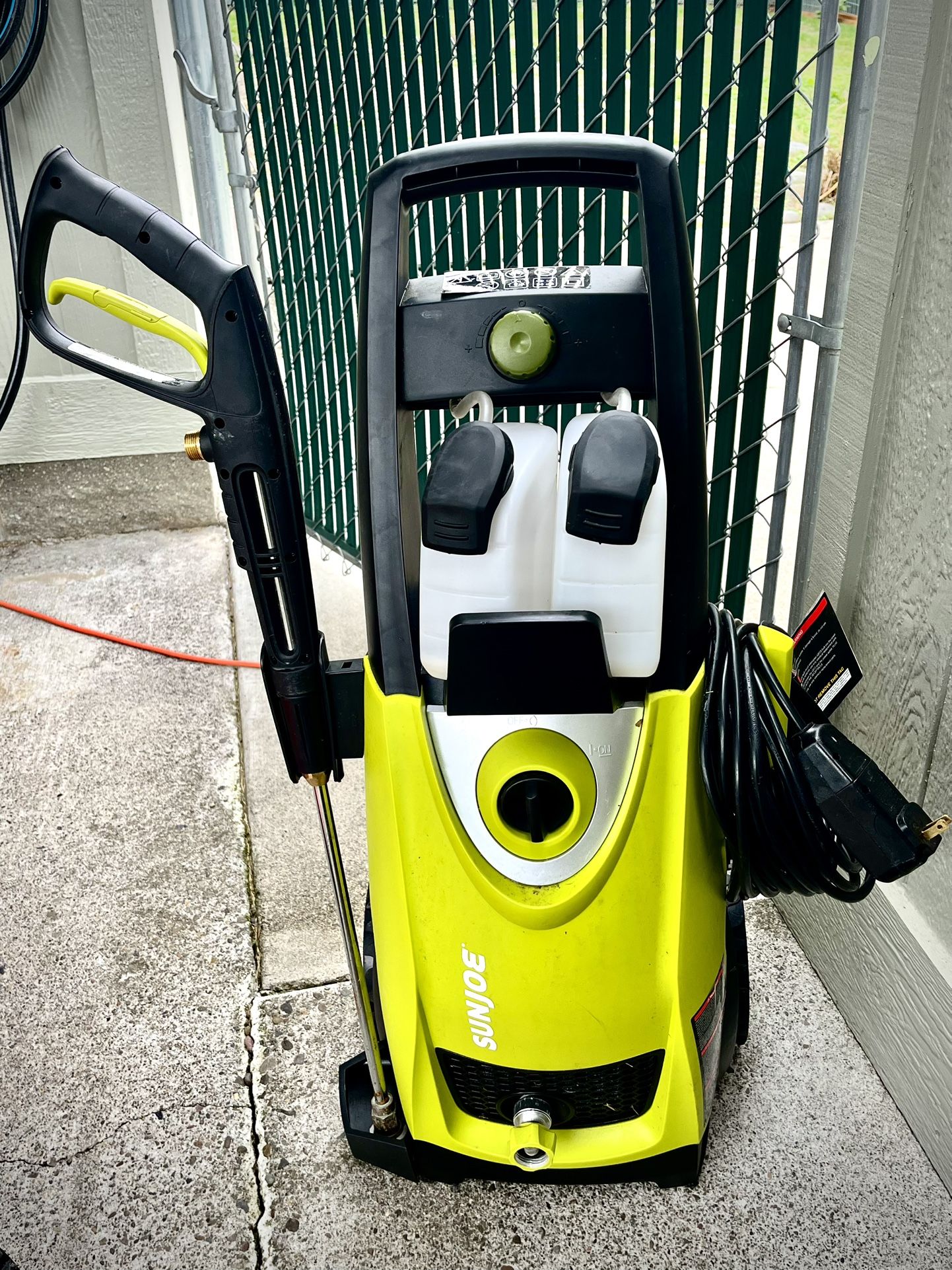 Sun Joe Pressure Washer SPX3000