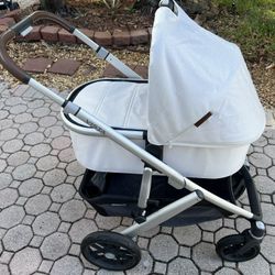 UPPAbaby Vista V2 Stroller - Bryce (White Marl/Silver/Chestnut Leather) + Mesa Infant Car Seat - Bryce (White Marl) 
