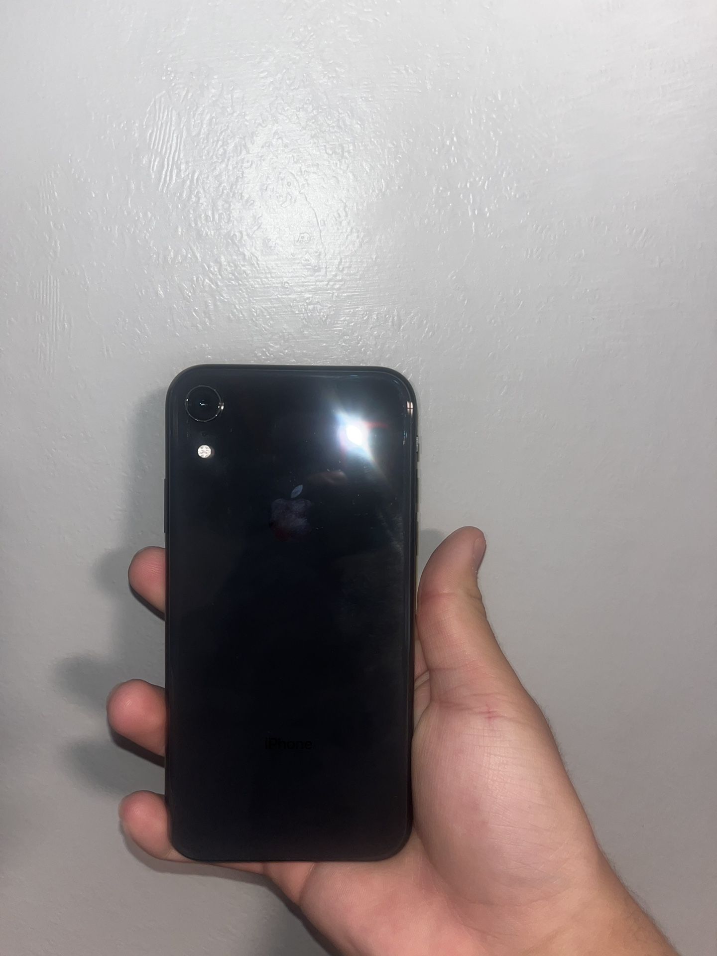 Iphone XR (NEED MONEY ASAP)