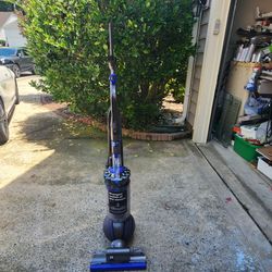Vacuum Cleaner In Good Condition Works Perfectly  Dyson
