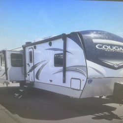2022 COUGAR 33RLI
