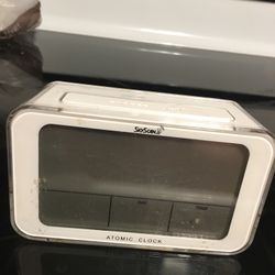 Battery Power Atomic Clock