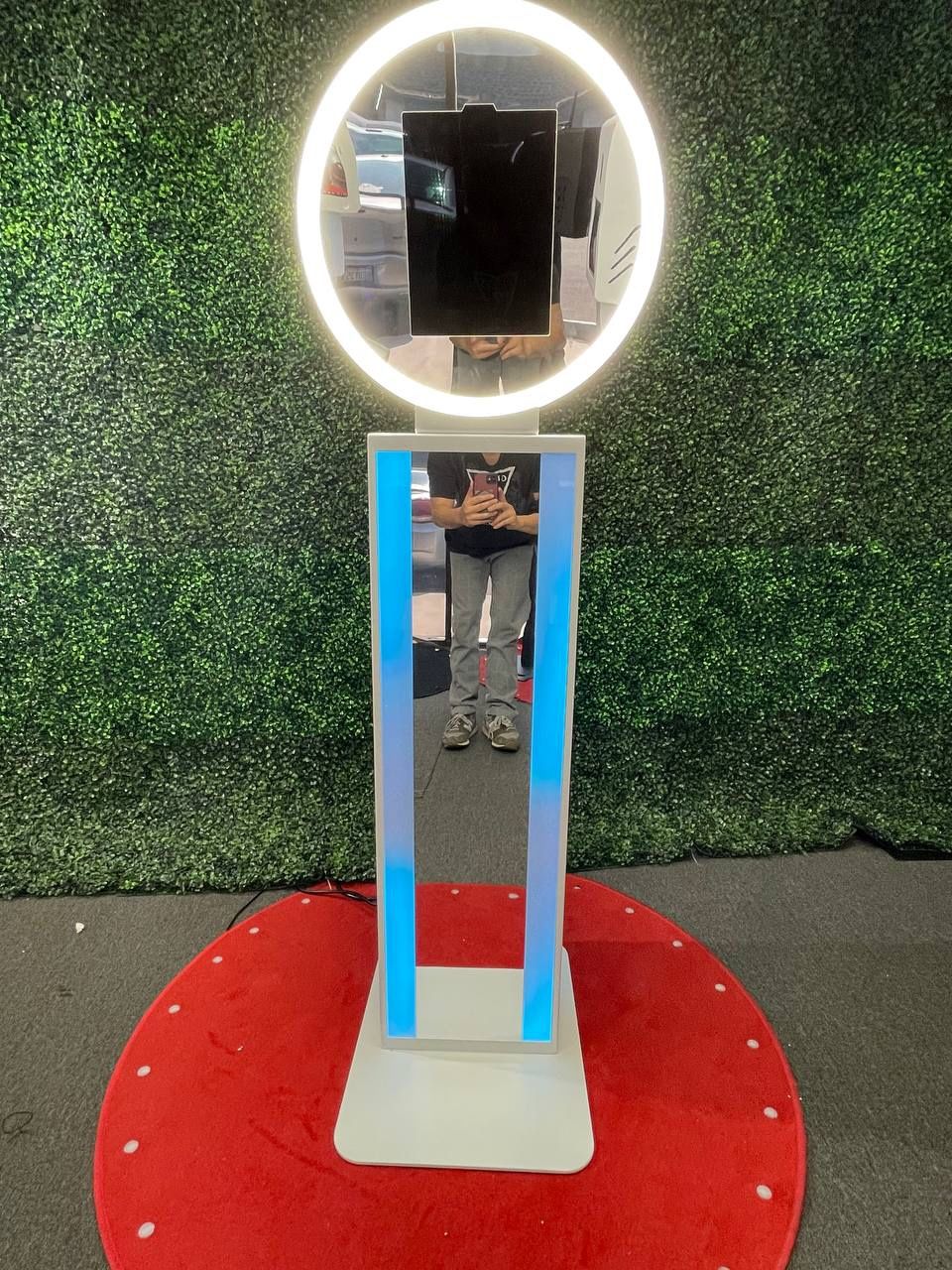 BRAND NEW IPad Photobooth comes with IPad 