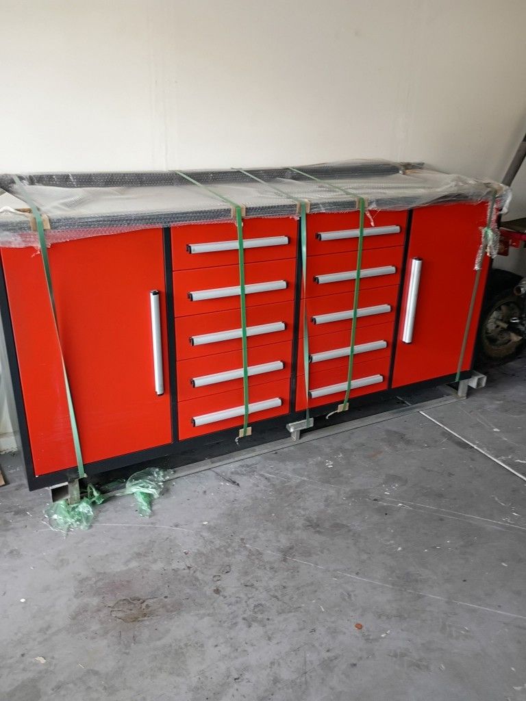 Toolbox New With Drawers