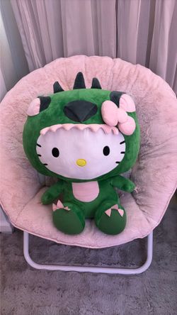 Giant Hello Kitty plush