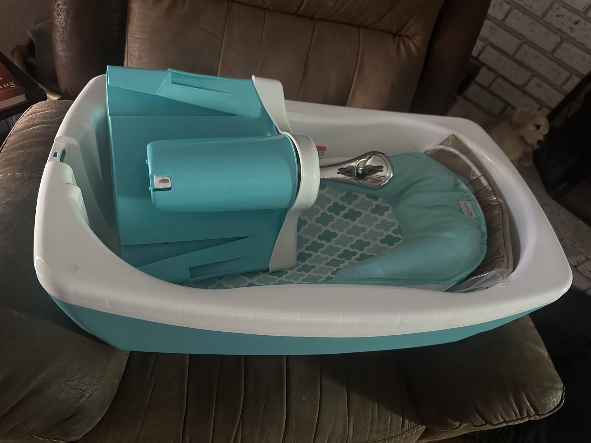 Summer Infant Lil Luxuries Whirlpool Bubbling Spa & Shower