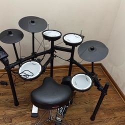 Alesis Turbo Mesh Electronic Drum Kit – Excellent Condition – Full Set
