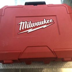 Milwaukee Box  