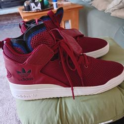 Adidas  Men Size 10.5