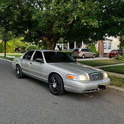 2008 Ford Crown Victoria