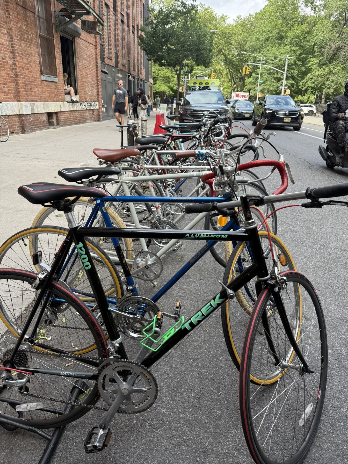 Bike sale Sunday June 1. Road commuter single speed