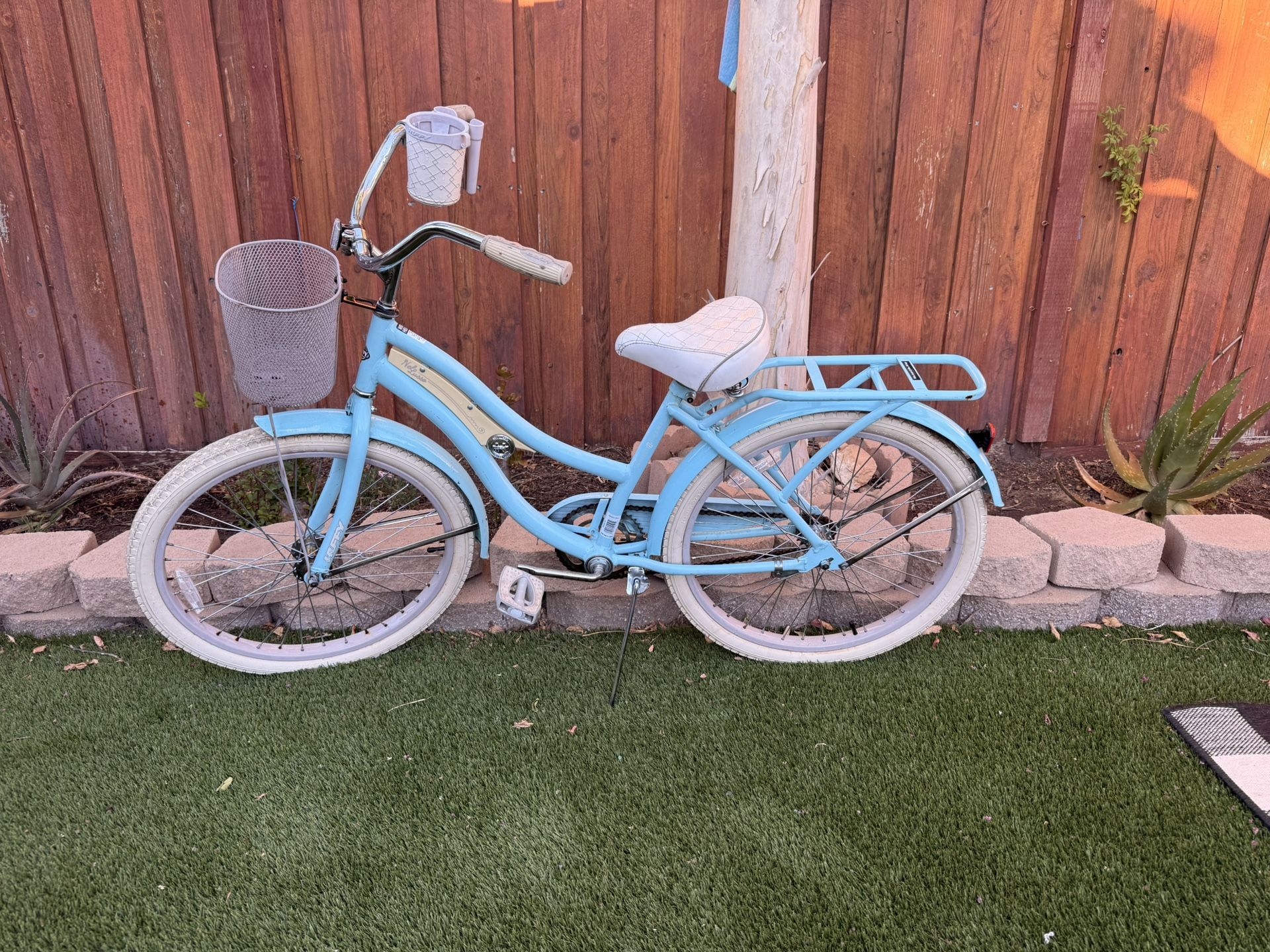 size 24 beach cruiser