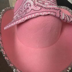 Women’s New Hat 