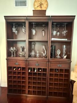 6 Piece Wine Bar