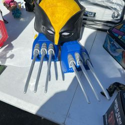 Wolverine Cowl And Claw 